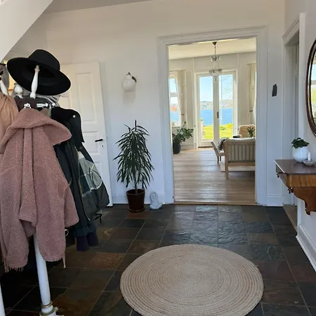 Villa Bondegard Med Havudsigt