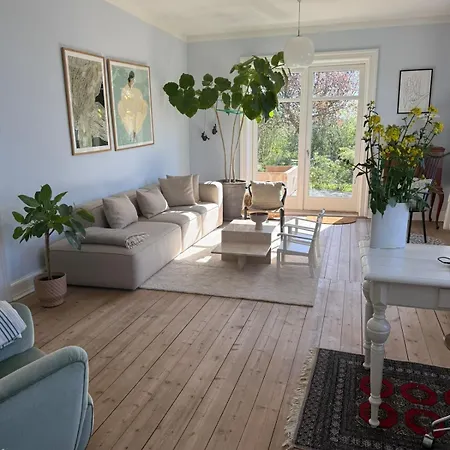 Bondegard Med Havudsigt