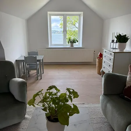 Bondegard Med Havudsigt Villa *